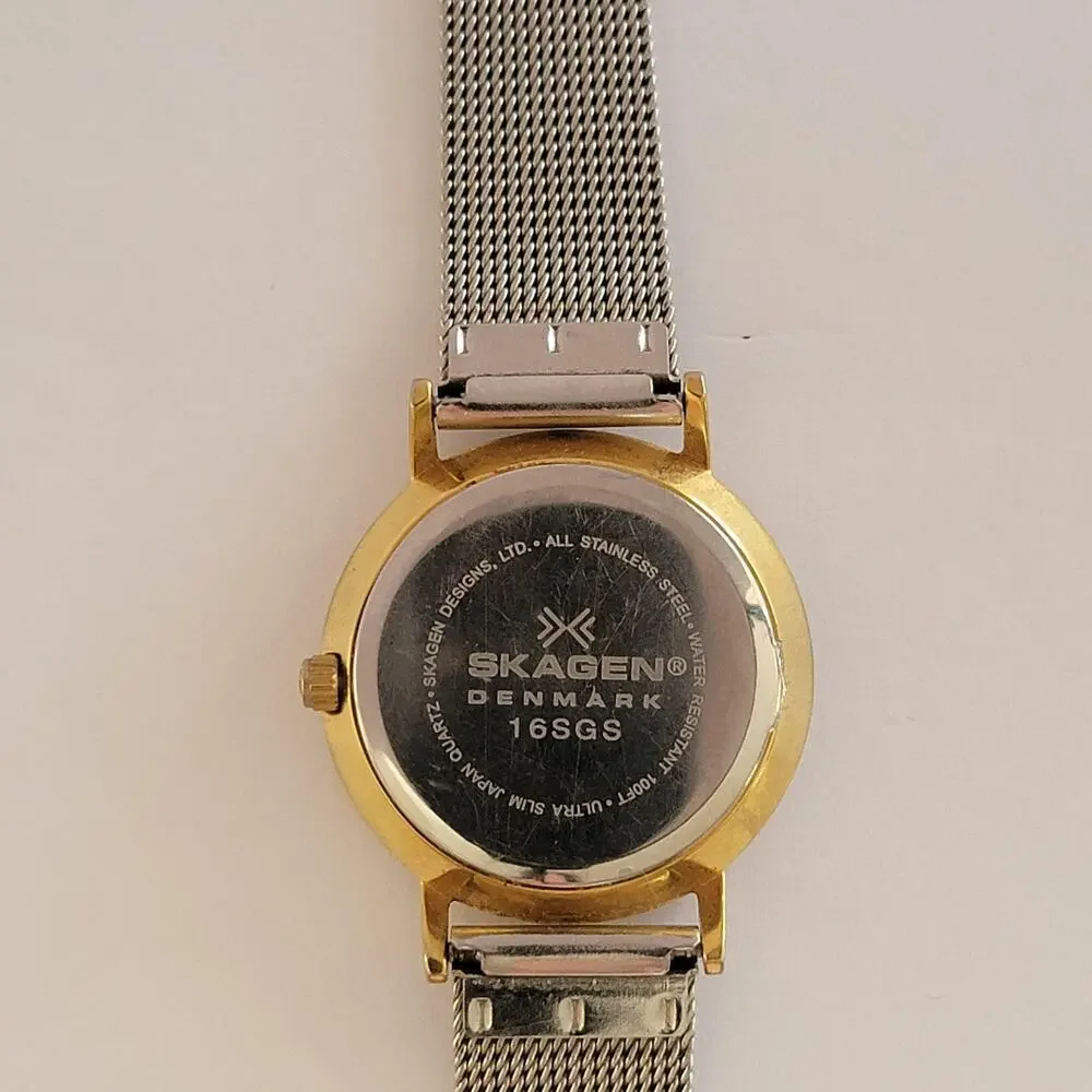 Skagen Womens Watch Silver Dial Gold Case Silver Mesh Bracelet Date 165GS
